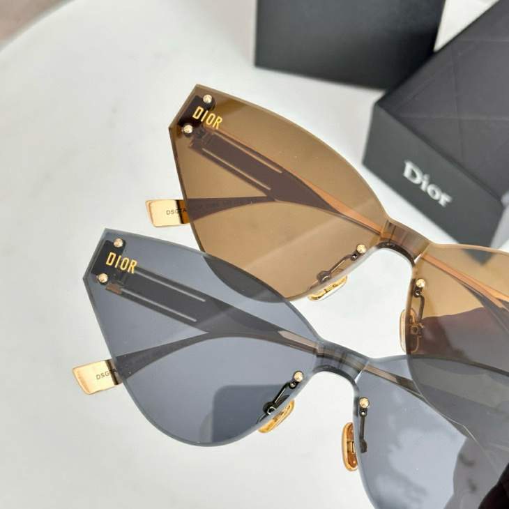 Picture of Dior Sunglasses _SKUfw79398929fw